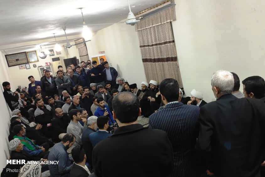 نماینده رهبر انقلاب امروز با حضور در شهرک طالقانی (کوره‌ها) ماهشهر با مردم این شهرک دیدار و گفتگو کرد.