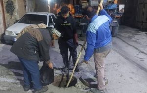 شستشو و لایروبی بیش از ۷۵۰۰ دریچه منهول و حوضچه فاضلاب در بندرماهشهر