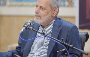 دکتر امیر حیات مقدم خطاب به رئیس‌جمهور: به جای سفرهای مکرر به تبریز، به خوزستان سفر کنید