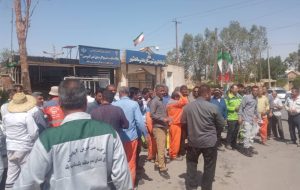 اعتصاب کارگران شهرداری بندر ماهشهر به دلیل عدم پرداخت حقوق کامل و حق بیمه