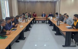 نشست هم اندیشی بخشدار مرکزی دزپارت با دهیاران نشست هم اندیشی بخشدار مرکزی دزپارت با دهیاران