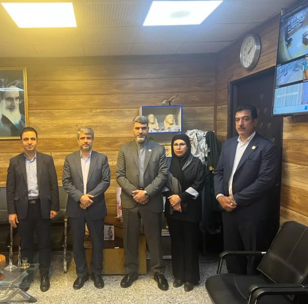 نشست مسئولان فرهنگی خرمشهر با دکتر مرادی ریاست محترم اتحادیه جهانی اقوام ایرانی با محوریت اشتغال و کارآفرینی