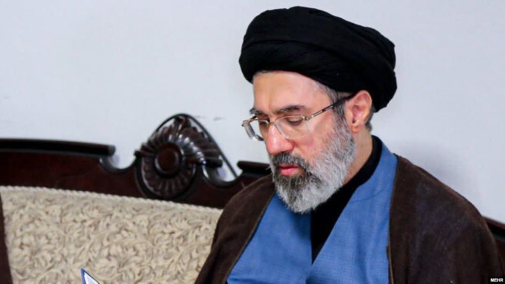 آیت الله سید مجتبی خامنه ای رهبر معظم انقلاب اسلامی