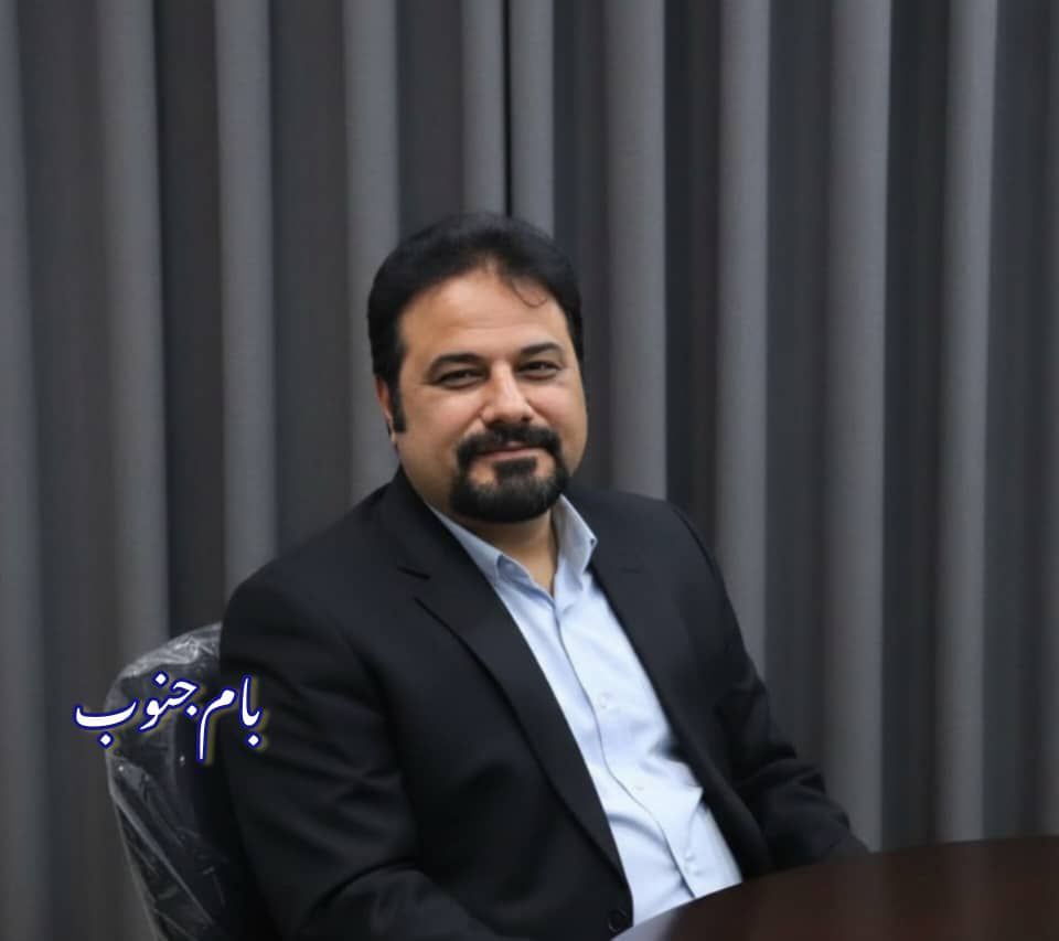ساخت فتورآکتور جهت تصفیه پساب اسپنت کاستیک صنایع پتروشیمی به روش فتوکاتالیستی برای اولین بار در ایران